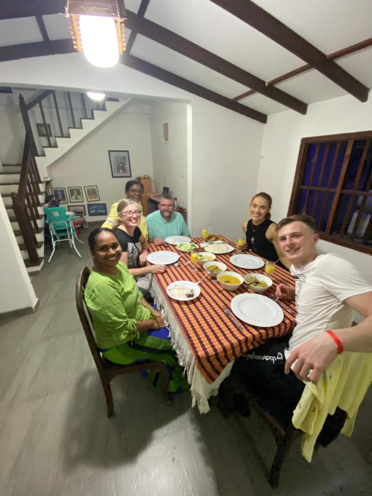 בלפיטיה Sweet Pea Homestay מראה חיצוני תמונה